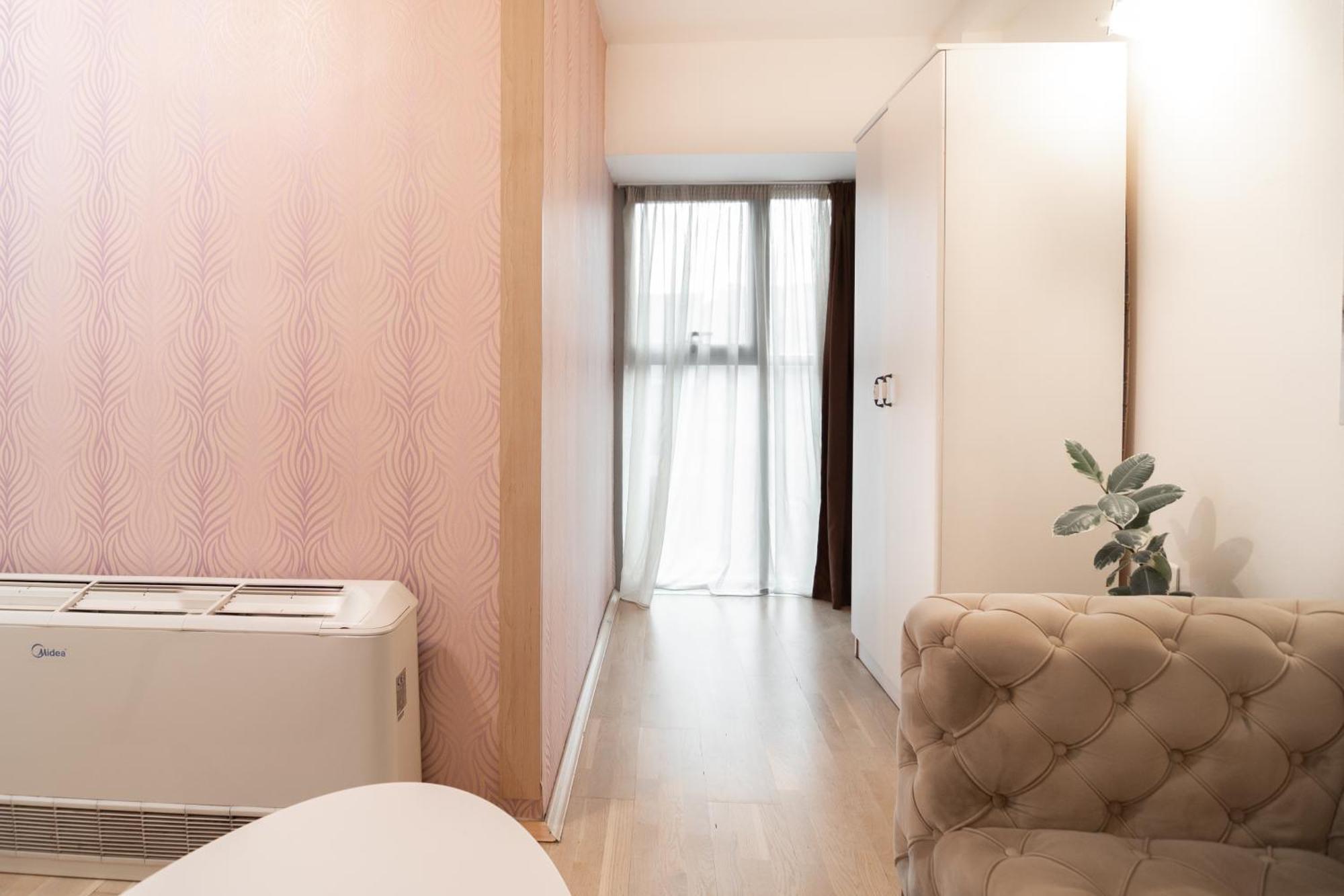 The One Apart Hotel Luxury Suites & Apartments Skopje Exterior photo