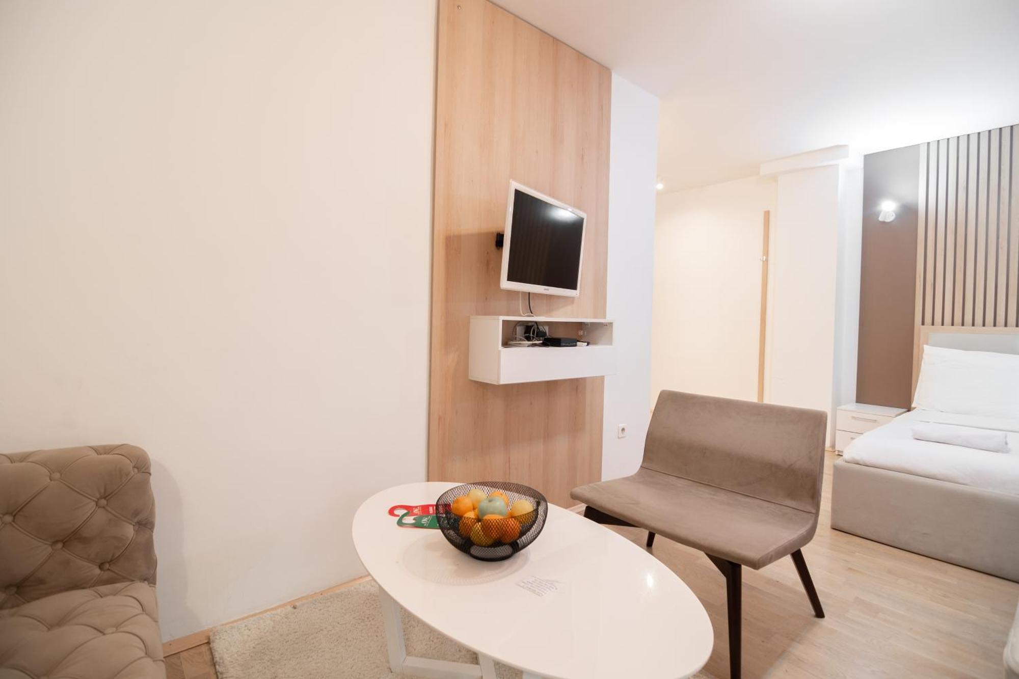 The One Apart Hotel Luxury Suites & Apartments Skopje Exterior photo